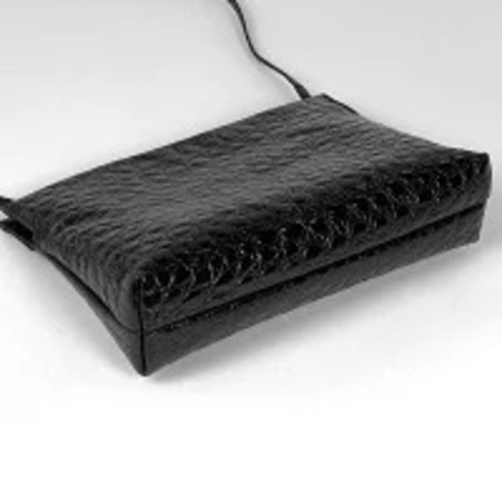 Salvatore Ferragamo Leather Vara Shoulder Black Crossbody Embossed Bag Black